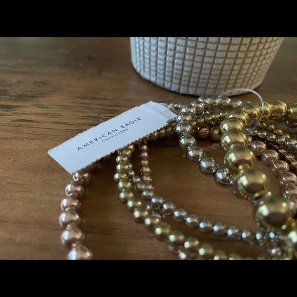 BNWT American Eagle Outfitters bracelet set - Picture 3 of 3